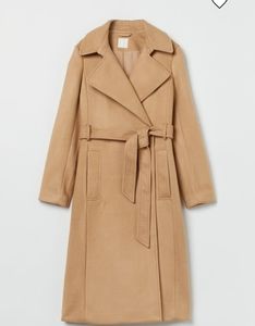 H&M Women winter Tie-Belt coat. Color Beige